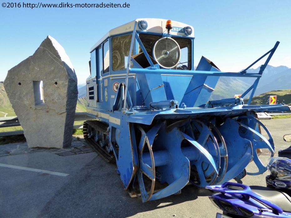 Großglockner Hochalpenstraße / Schneefräse "Ander"