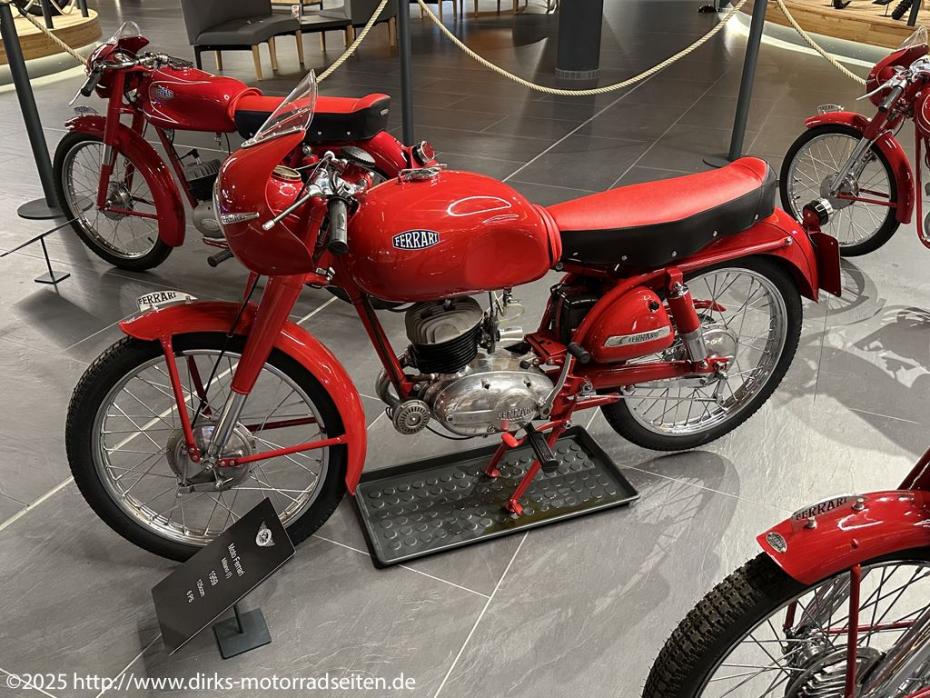 Top Mountain Motorcyle Museum - Moto Ferrari ( 1959 )